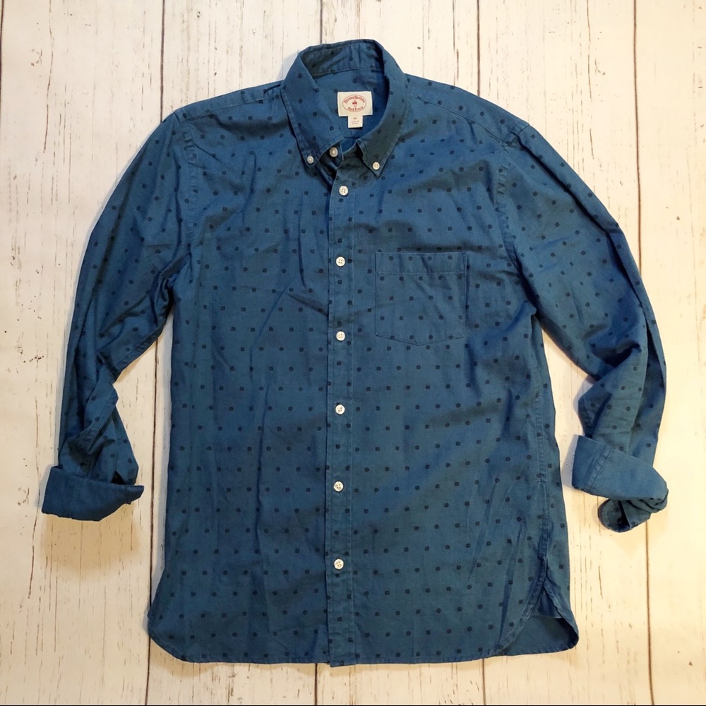 Brooks Brothers blue button up business casual long sleeve shirt medium